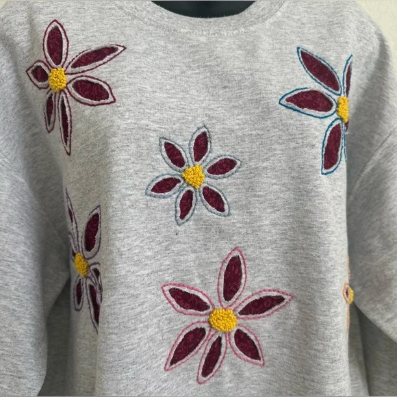Boho Cottagecore Hand Embroidered Floral Sweatshirt One of a Kind Women’s L - Picture 2 of 10